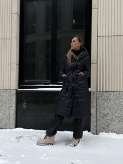 Пальто Тамара черное с накладным карманом и капюшоном (1)